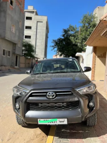 تويوتا 4Runner 2018 للبيع