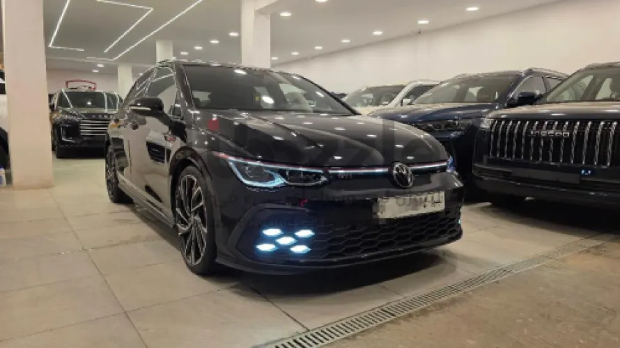 فولكس فاجن GTI 2022