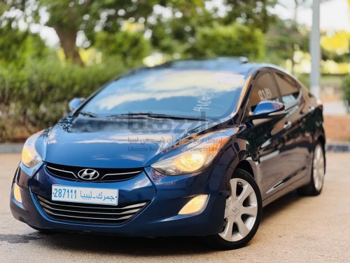 HYUNDIA ELANTRA
