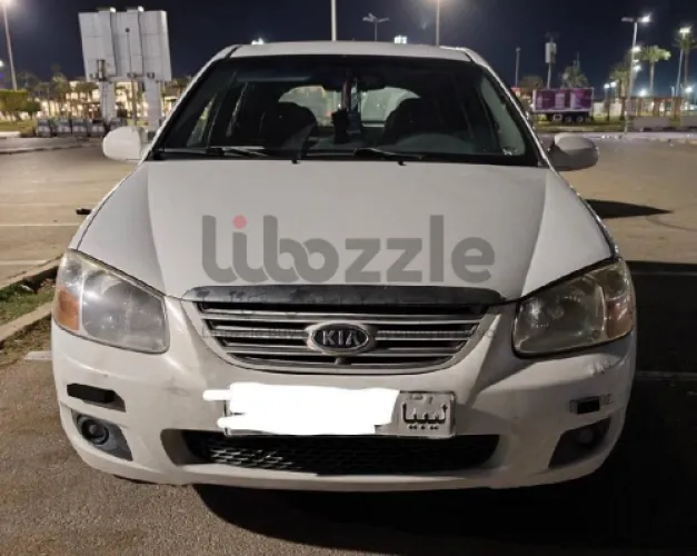 اي للبيع سيارة كيا سيراتو