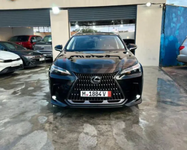 لكزس NX هايبرد