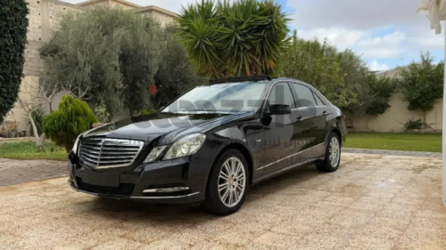 مرسيدس E 300 2012