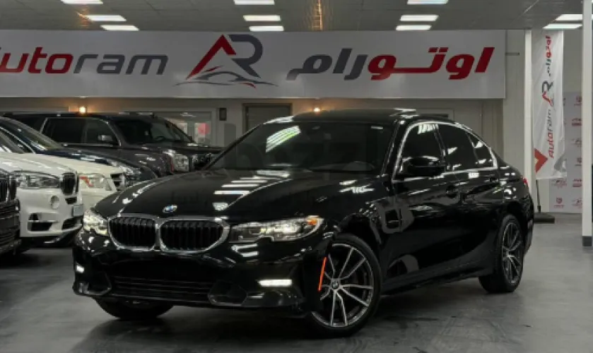 بي ام دبليو 330i 2023
