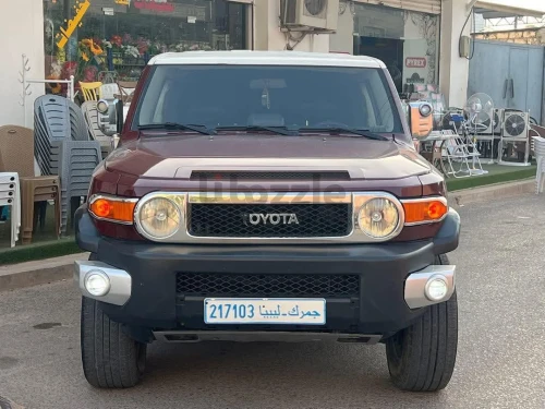 تويوتا FJ 2009