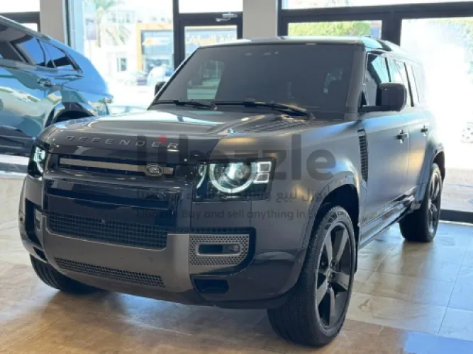 لاند روفر Defender