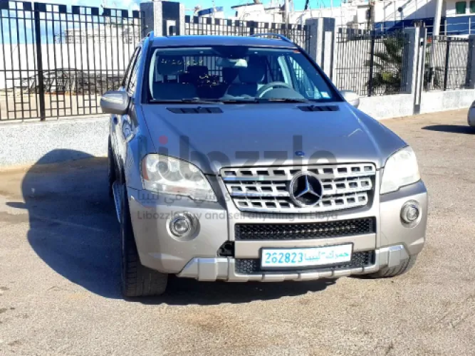 MERCEDES BENZ W164 ML550 2010 KIT AMG FUII للبيع