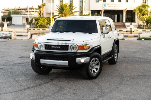 تويوتا FJ 2018 الوكيل