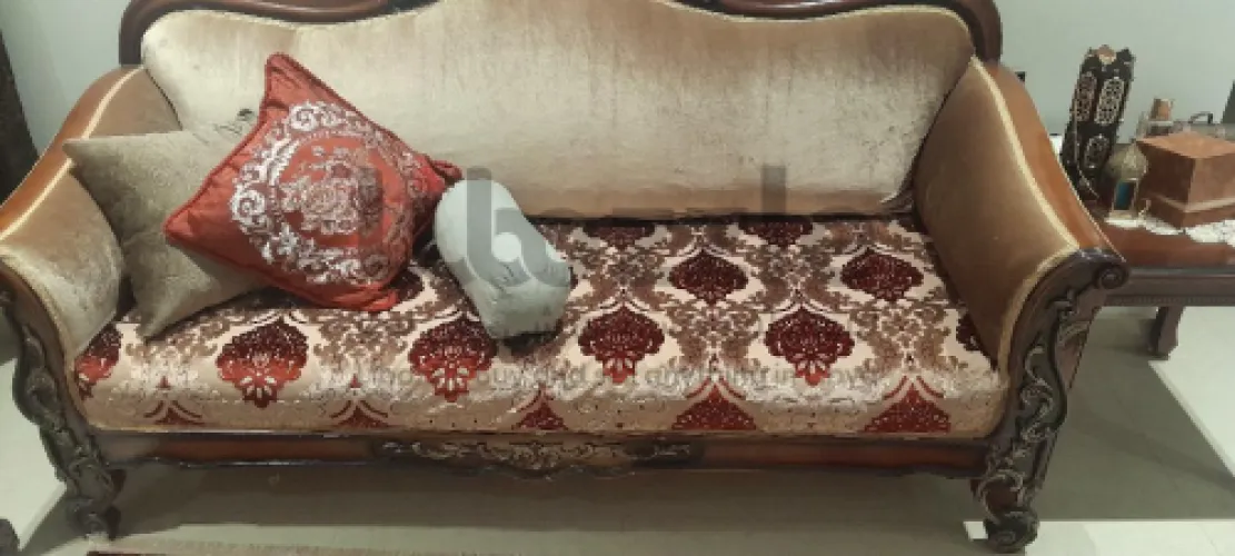 اثاث مستعمل