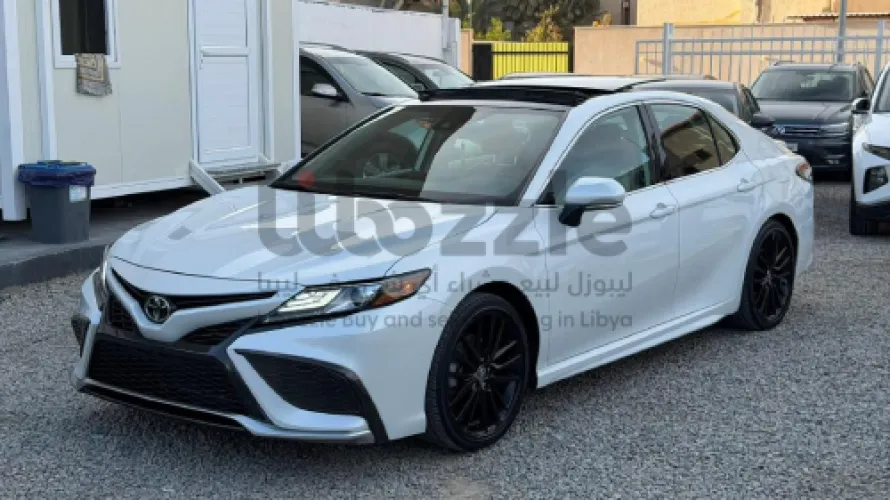 تويوتا كامري XSE 2021