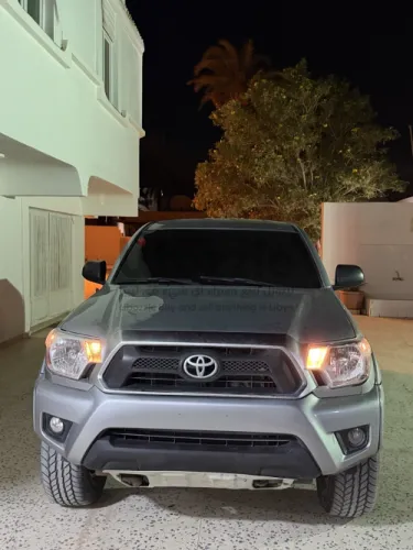 تويوتا تاكوما 2015باب وربع4x4