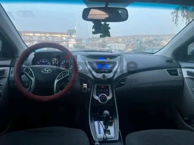 هونداي لنترا 2012 للبيع جمرك رساله مفتوحه