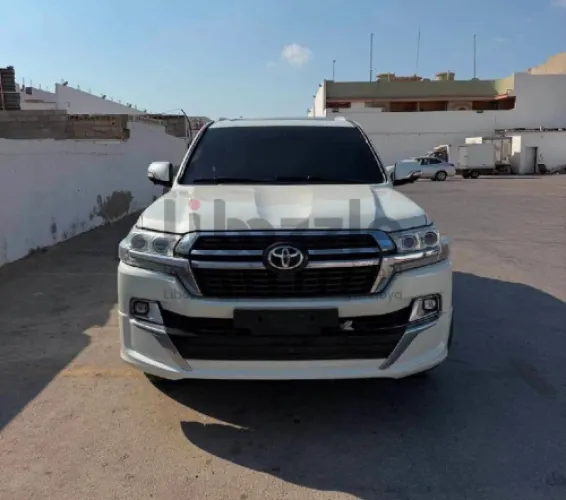 تويوتا لاندكروزر