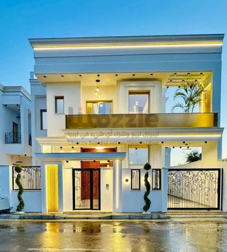 فيلا من طابقين مفصولات بتشطيب عالي الجوده وبتصميم