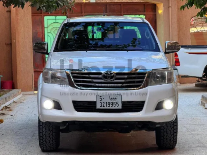 تويوتا هايلكس 2013