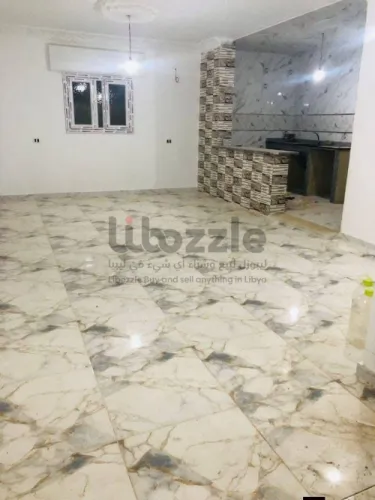 شقه للايجار بنى حديث بعين زاره بجانب جامع فطره قري