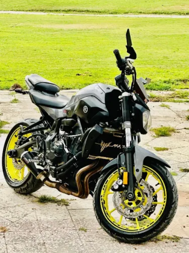 YAMAHA MT07 20176