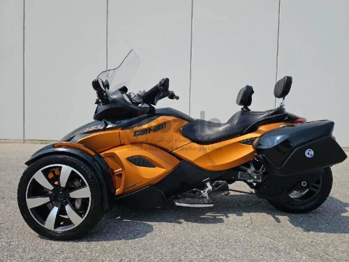 SPYDER roadster 2013