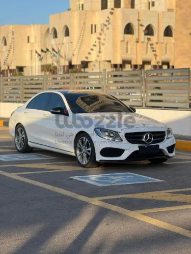 مرسيدس C 300 2016