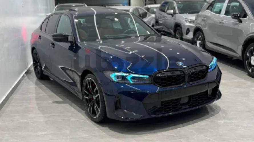 بي ام دبليو M 340 2026