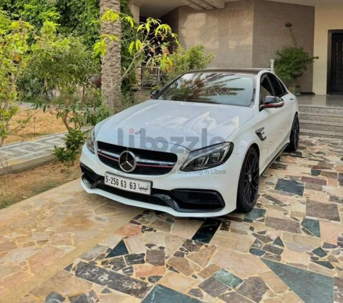 مرسيدس C 63 2017
