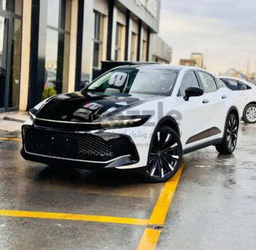 تايوتا كروان 2024