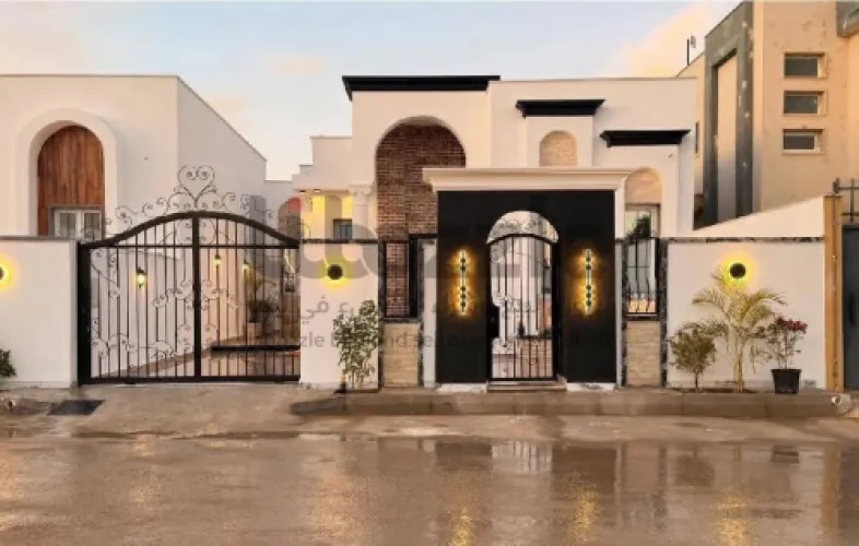 فيلا أرضي بتشطيب ممتاز 🔹