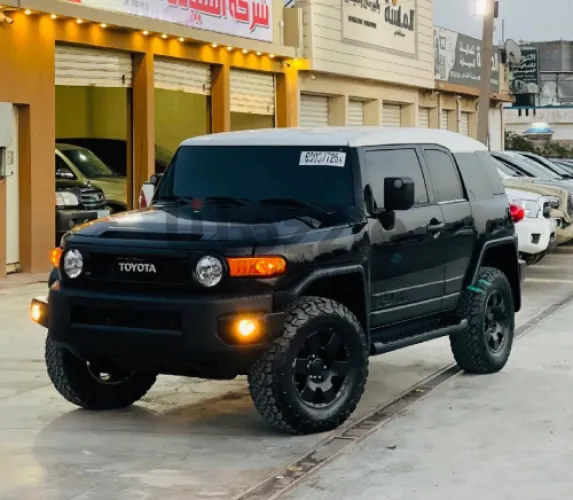 تايوتا FJ فل