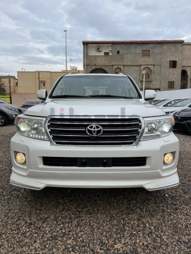 تويوتا لاندكروزر 2014