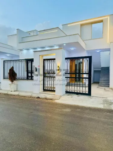 منزل ارضي تشطيب حديث