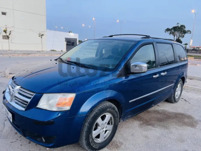 دودج كرافان 2010