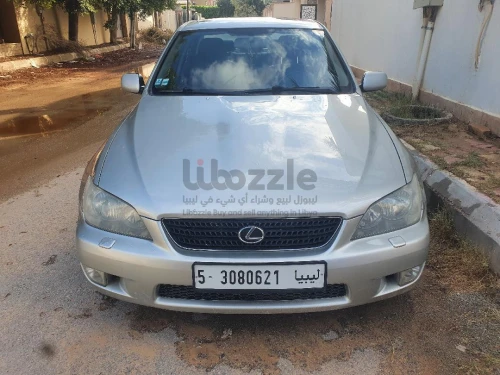 lexus is200