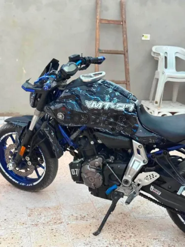 YAMAHA MT07 2017
