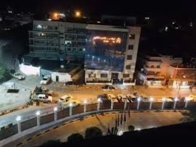 ارض للبيع طريق السكة واجهتين تصنيف س6