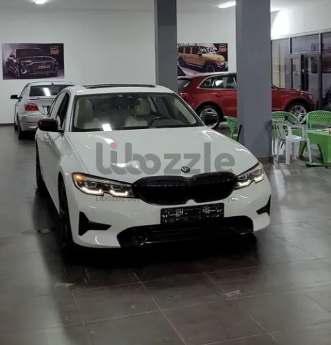 بي ام دبليو 330i 2020