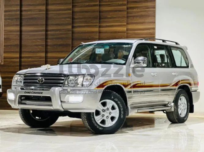 تويوتا لاندكروزر