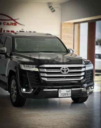تويوتا لاندكروزر VXR 2022