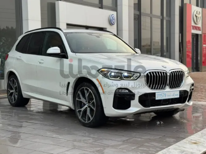 بي ام دبليو X5 X-Drive 50i