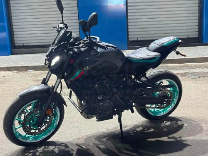 YAMAHA MT07 2022