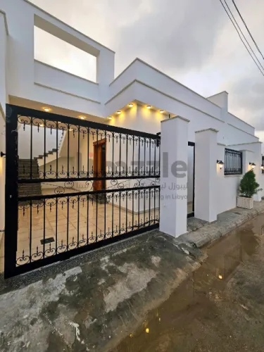 منزل ارضي تشطيب حديث