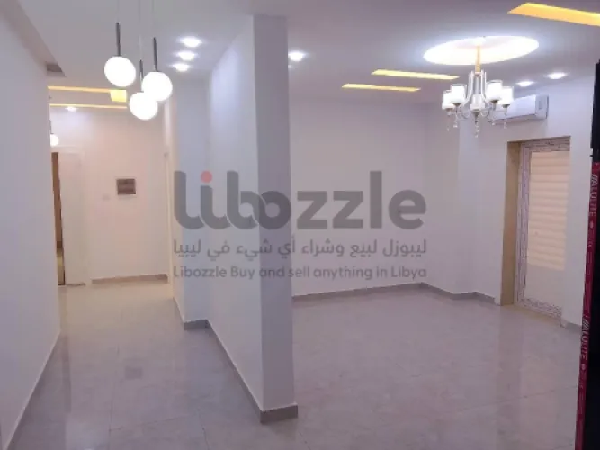 شقه ايجار الدور  الاول