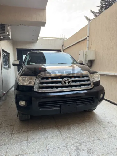 تويوتا سكويا
