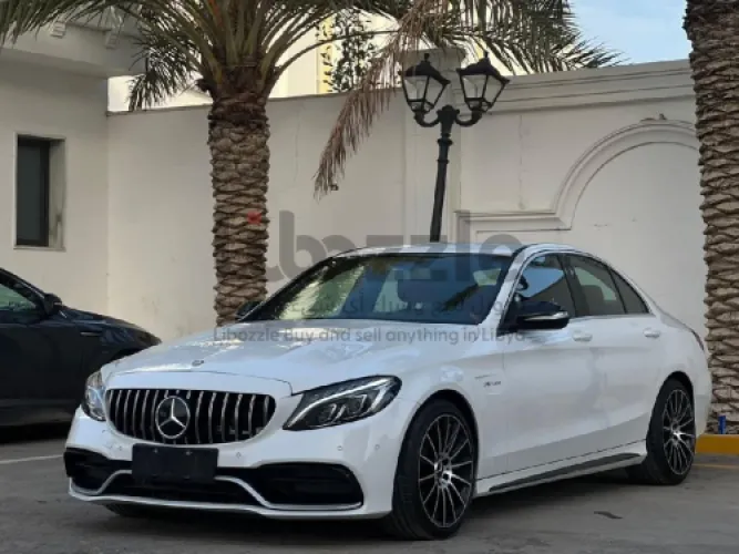 مرسيدس C 300 KIT AMG