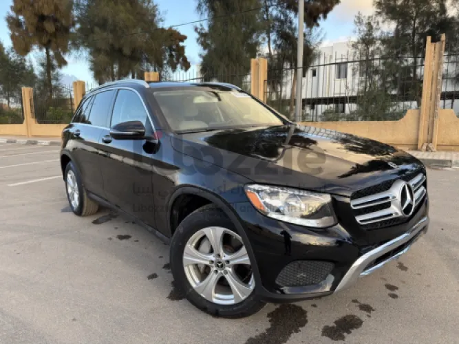 Mercedes GLC300