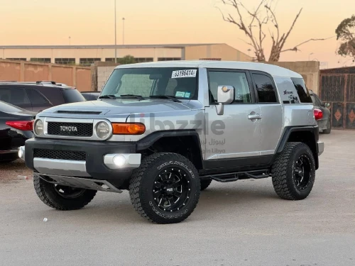 تويوتا FJ 2009