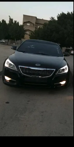 سياره للبيع