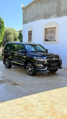 تويوتا لاندكروزر الوكيل 2020