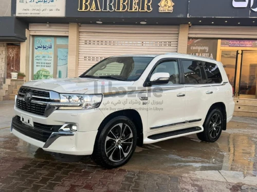تويوتا لاندكروزر الوكيل 2020