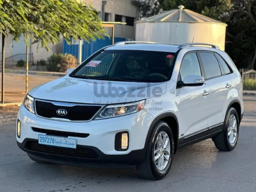 كيا سورينتو 2015