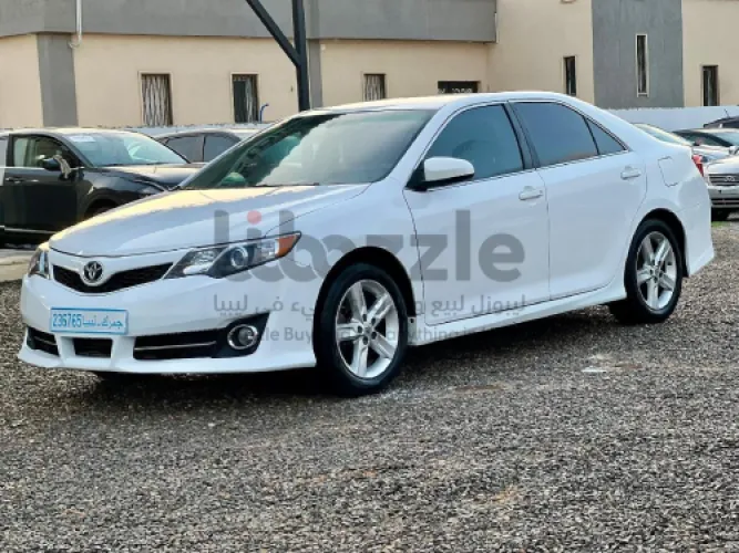 تويوتا كامري 2014