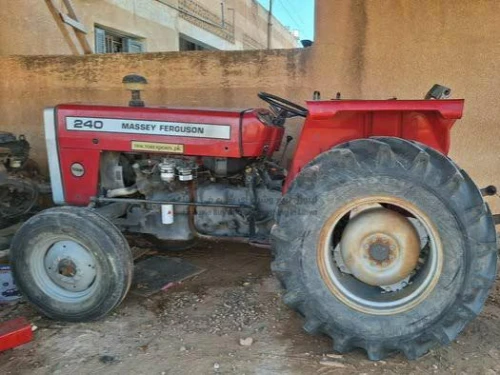 جرار زراعي 240